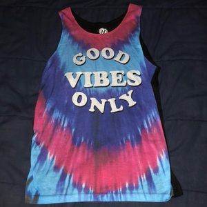 (off brand) Good Vibes Only graphic tee